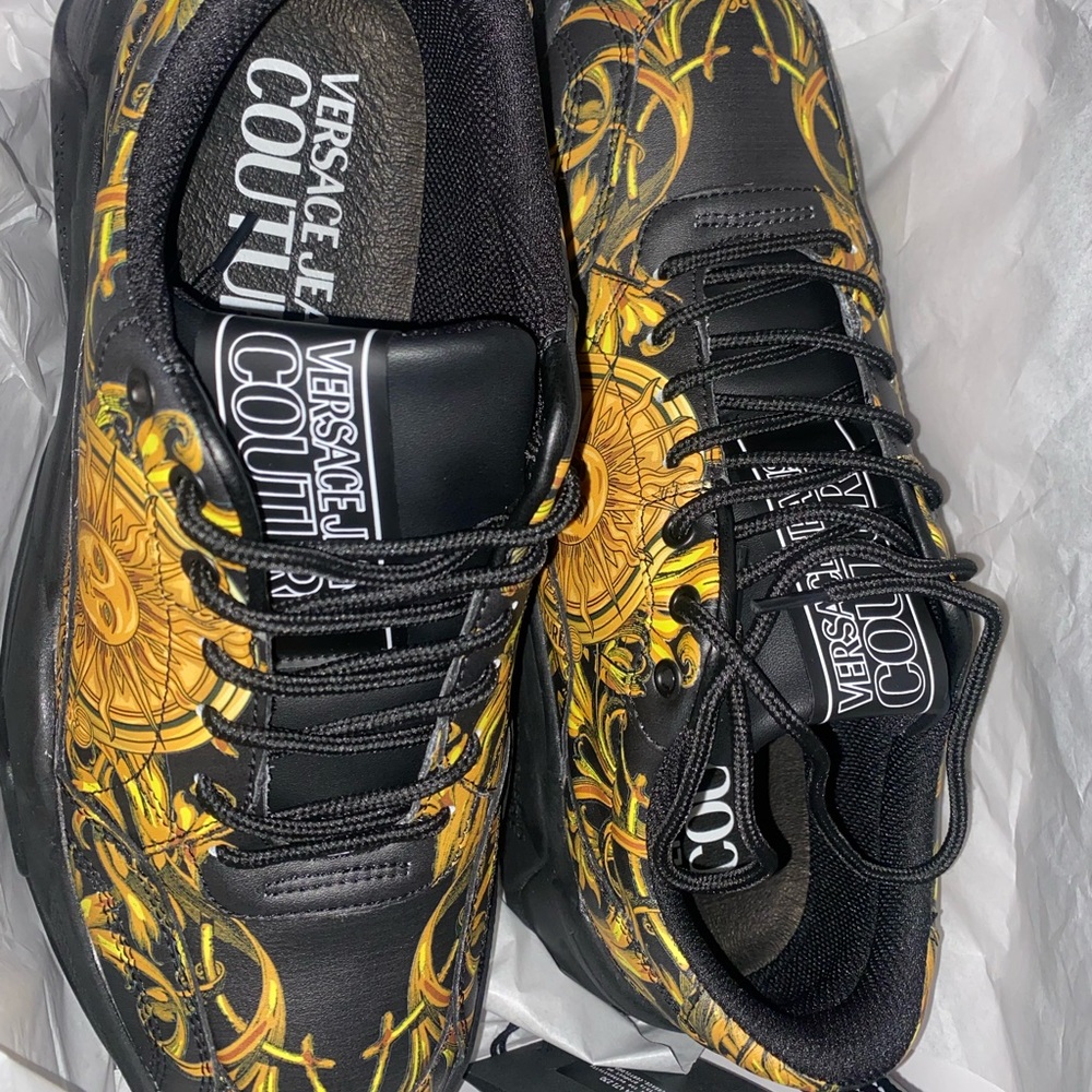 Versace shoe sz 45